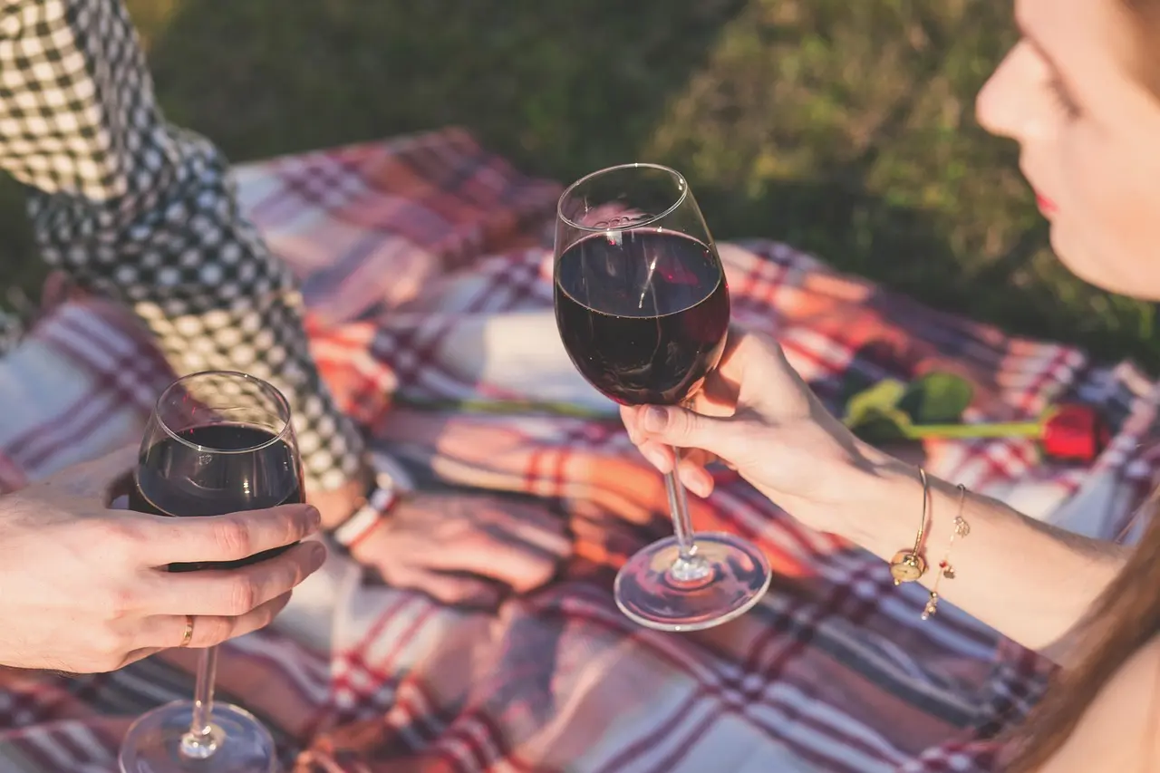 Hvad kan man lave på en date? 20 kreative idéer der tænder gnisten